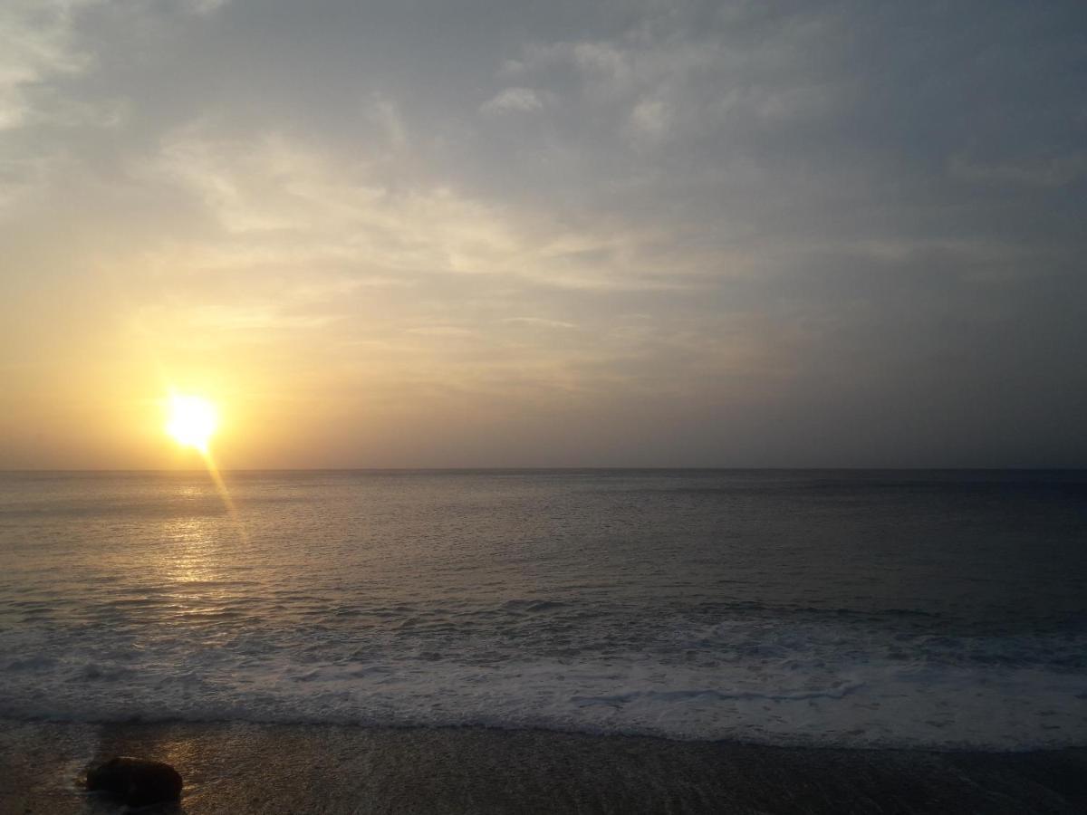Lilian'S Seaview-Party Street-Youth Studios Rhodes City 外观 照片