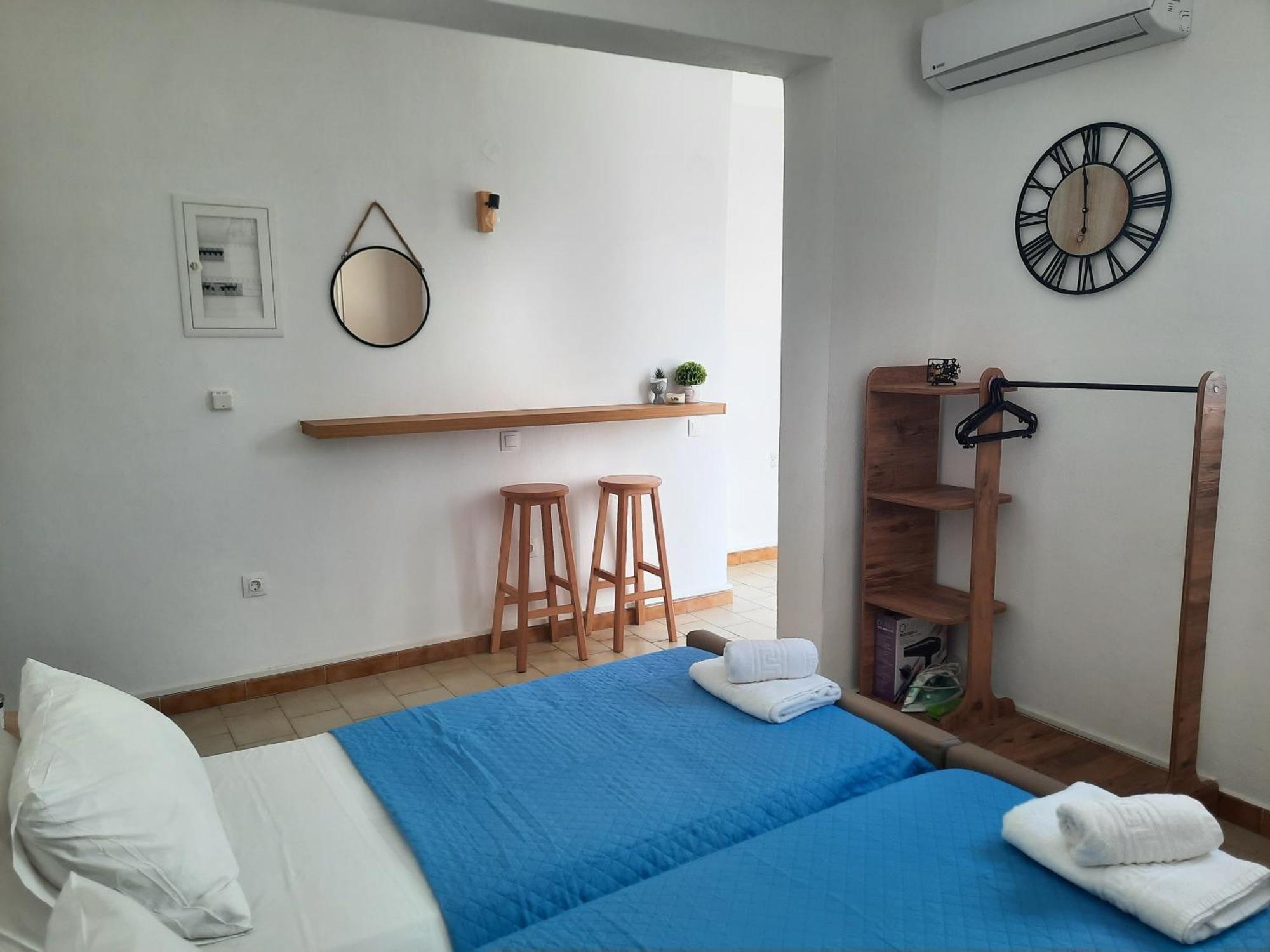 Lilian'S Seaview-Party Street-Youth Studios Rhodes City 外观 照片