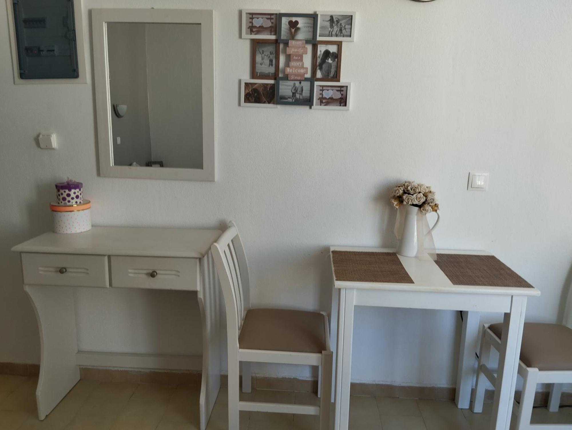 Lilian'S Seaview-Party Street-Youth Studios Rhodes City 外观 照片