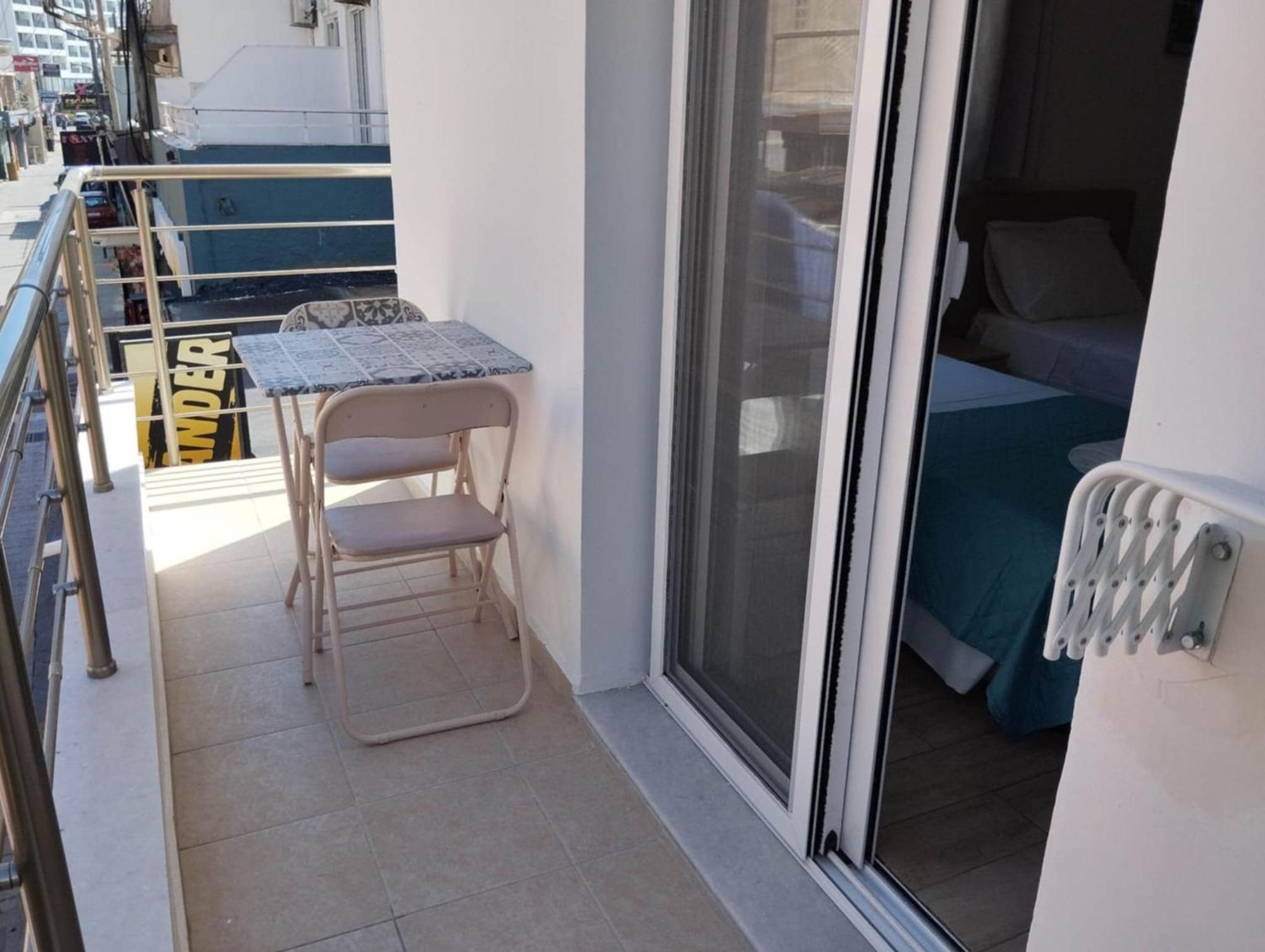 Lilian'S Seaview-Party Street-Youth Studios Rhodes City 外观 照片